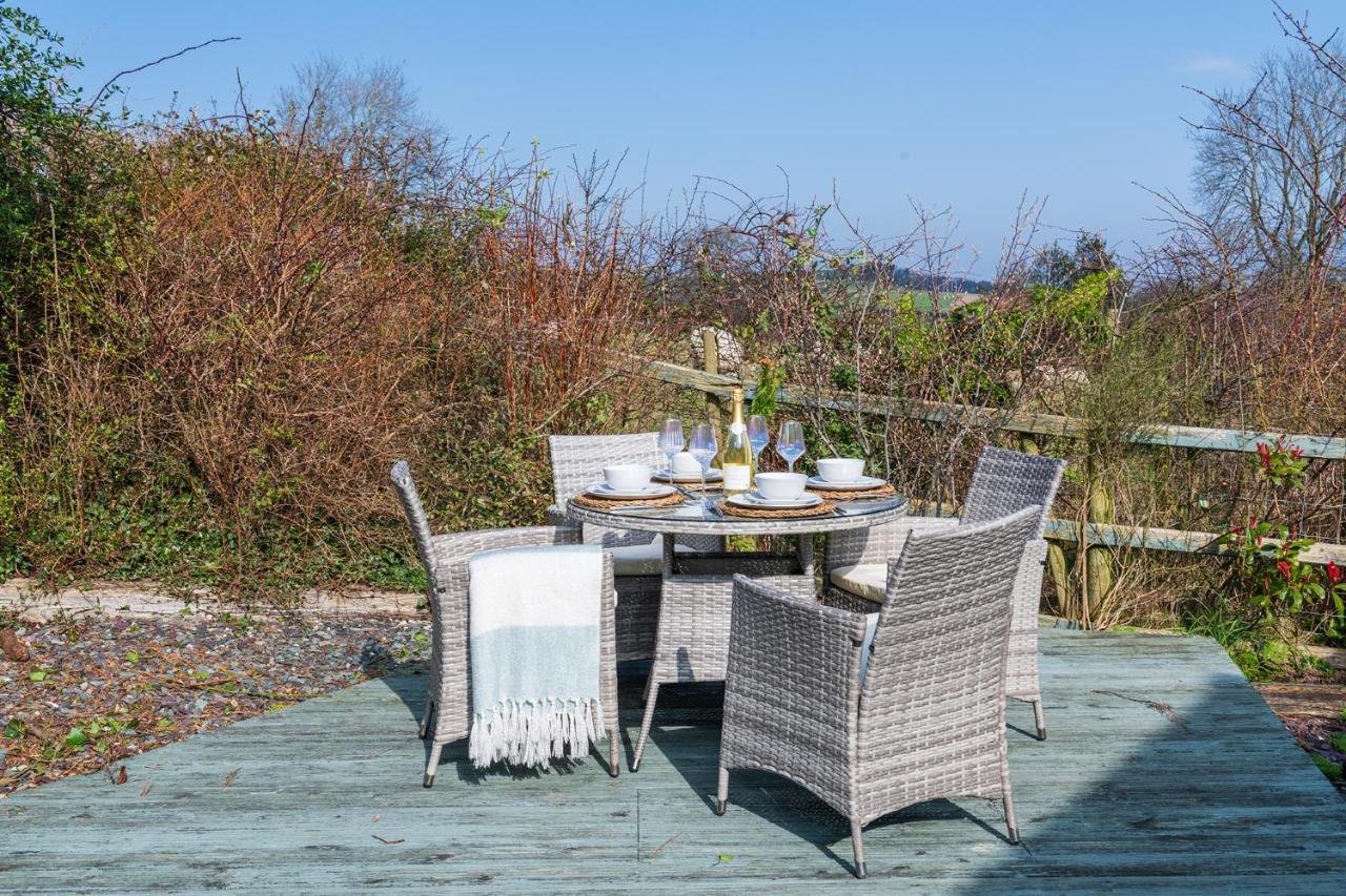 Beautiful Countryside Cottage On The North Wales Coast 애버갤리 외부 사진