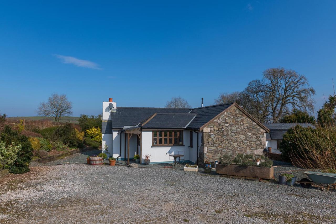 Beautiful Countryside Cottage On The North Wales Coast 애버갤리 외부 사진